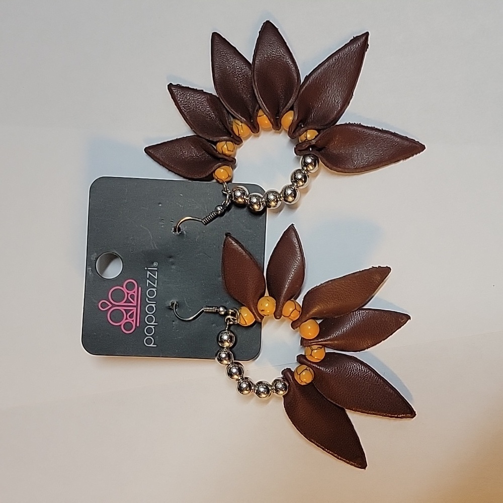 Paparazzi earrings